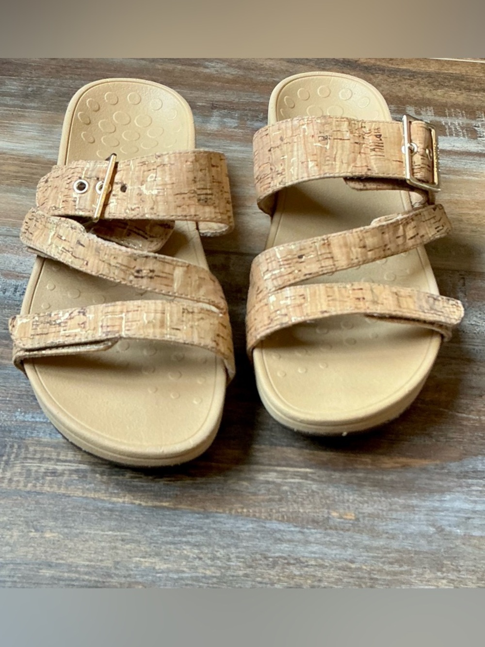 Vionic Rio Arch Support Slip on Sandal Gold Fleck Cork Velcro Buckle  Size 8